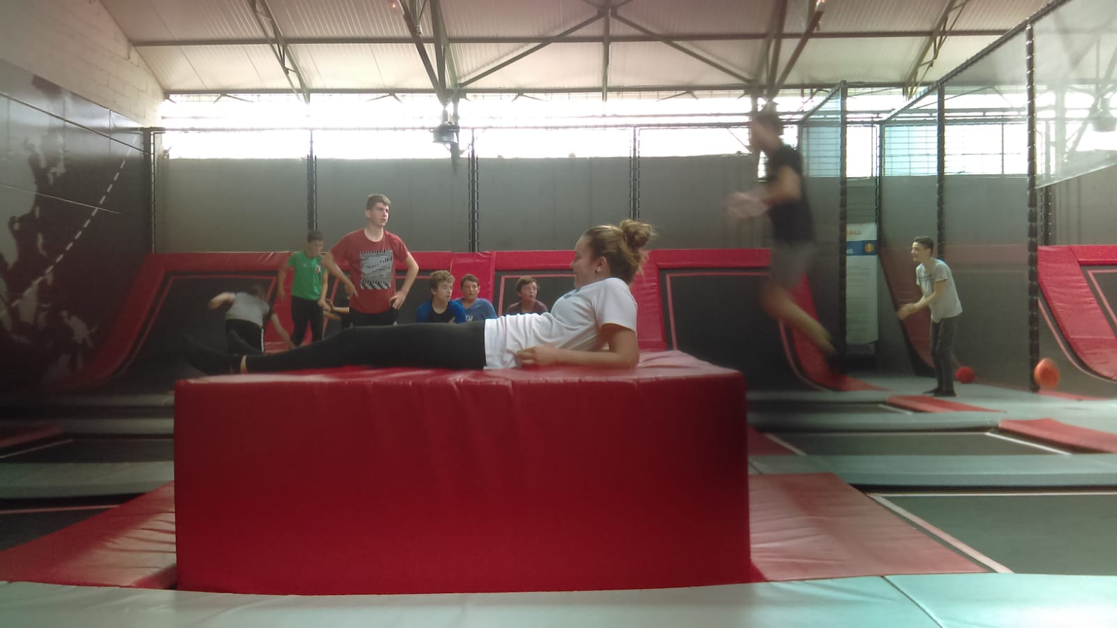Sortie au trampoline parc