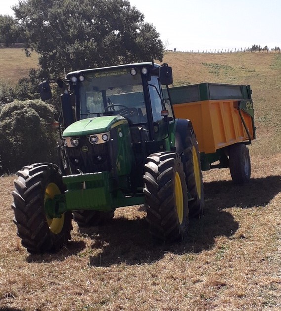 ensilage avec l'ETA Uhart