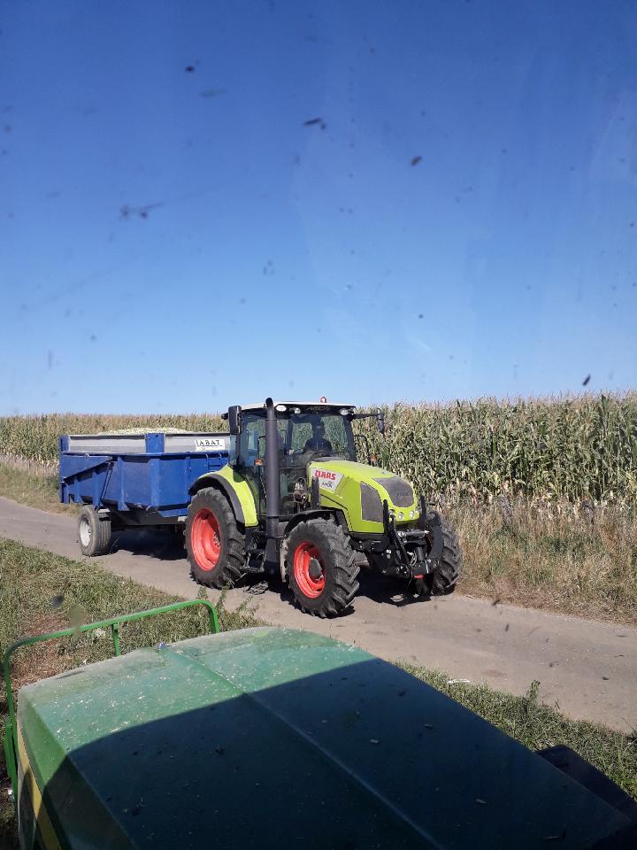 ensilage avec l'ETA Uhart