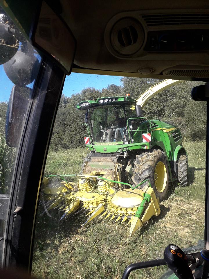 ensilage avec l'ETA Uhart