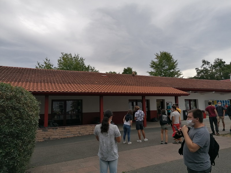 Rencontre insolite au lycée