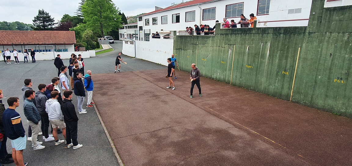 Tournoi de pelote du lycée