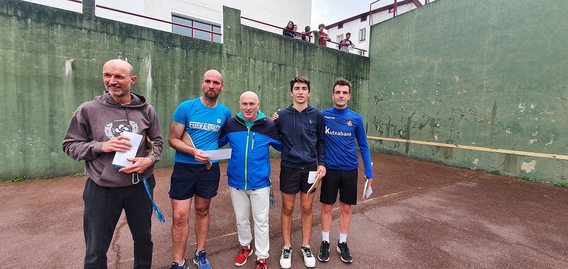 Tournoi de pelote du lycée