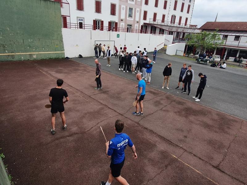 Tournoi de pelote du lycée