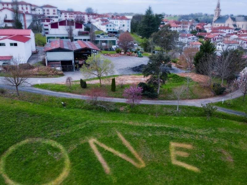 #ONEFRANCE